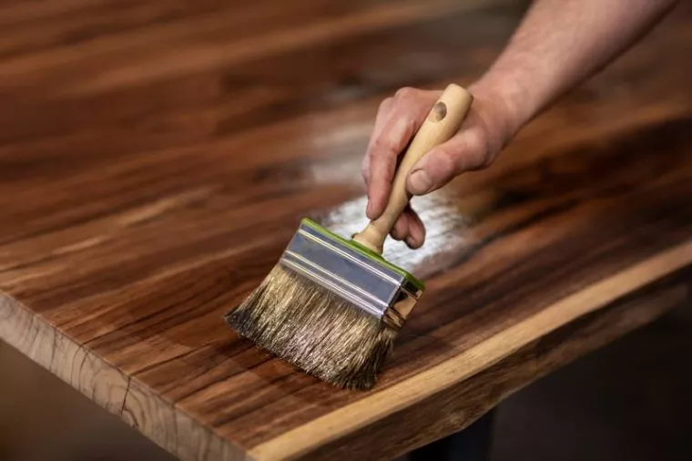 Quel temps de séchage pour de la peinture glycéro sur du bois ?, Commentry, Entreprise Jason